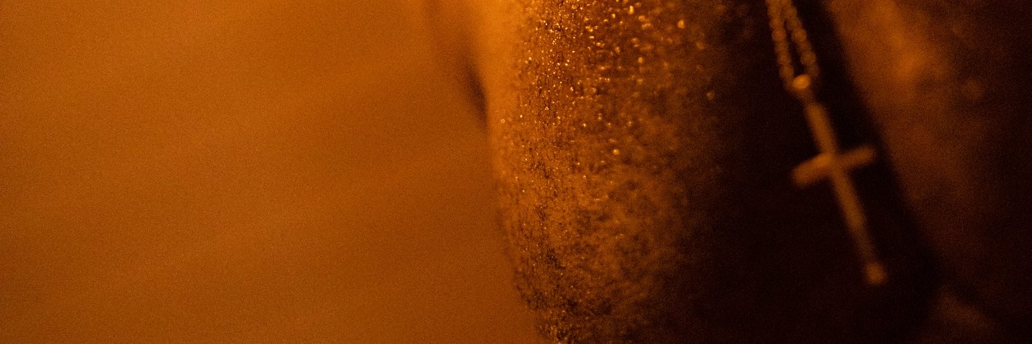 sxtwlve's profile banner image