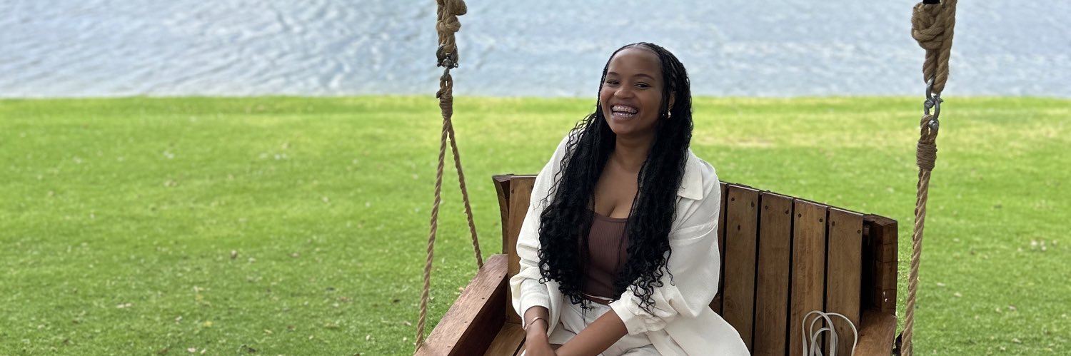 Lakkhe12's profile banner image
