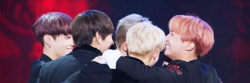 Yoonginha's profile banner image