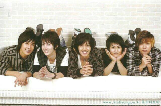 25011999_16's profile banner image