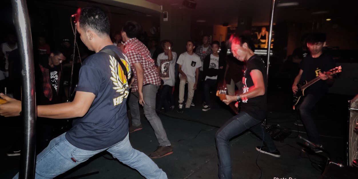 FULL OF INSANE banner