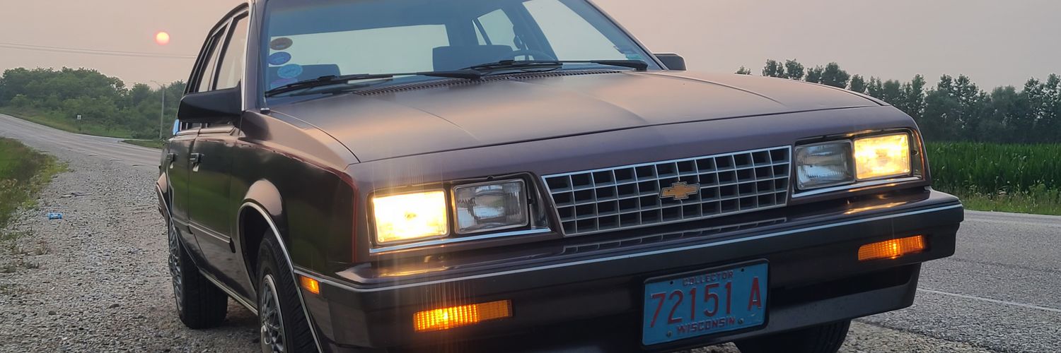 DustinDaHusky 🔜@TFF26 🐶💣🌻🇺🇦 banner