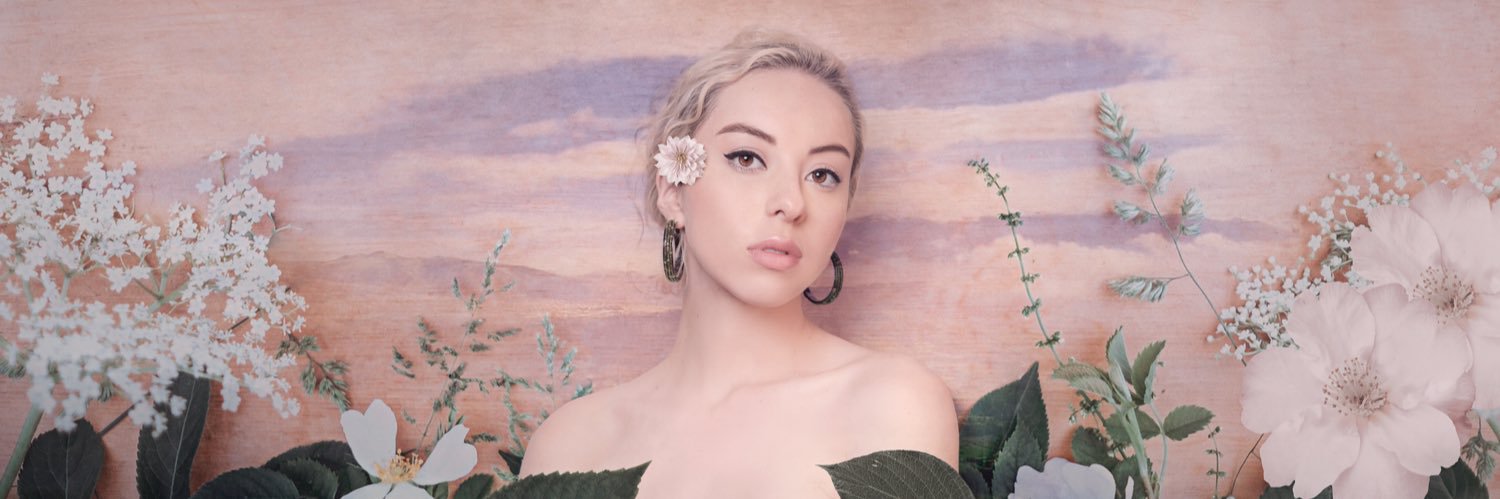 JessicaViteri_'s profile banner image