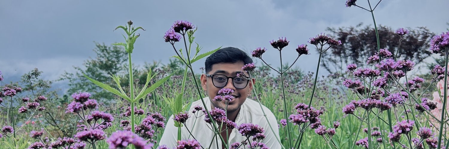 rrenzj's profile banner image