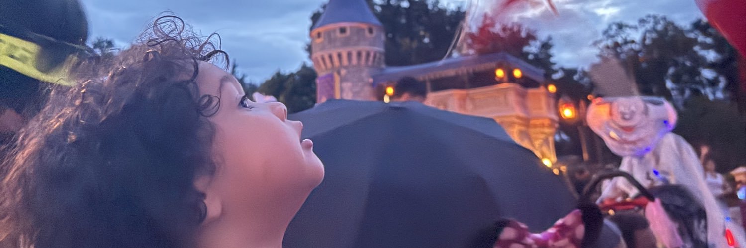 wthadrii's profile banner image