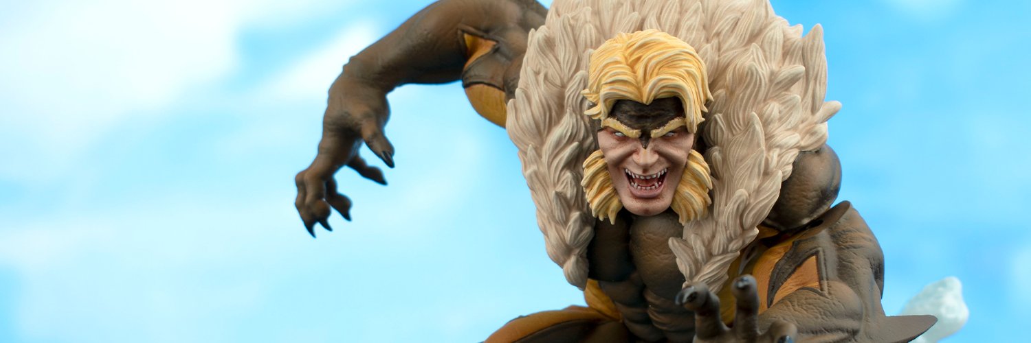 Diamond Select Toys banner