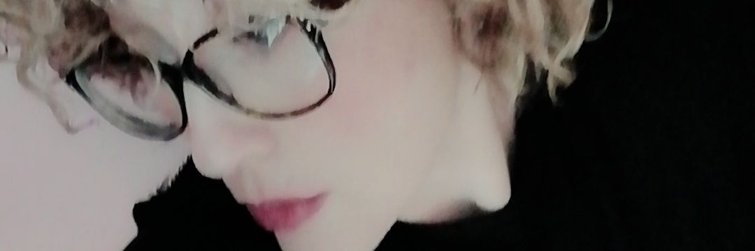 therrsa's profile banner image