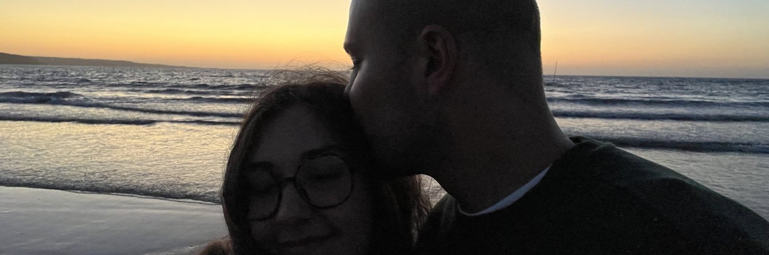 adeliebvl's profile banner image