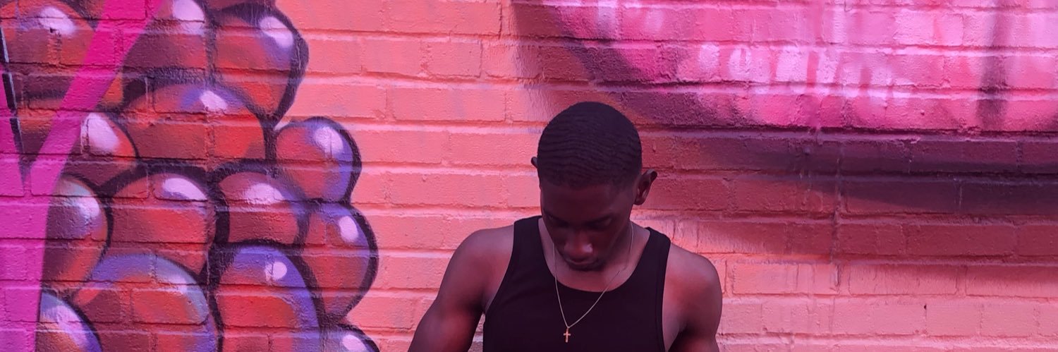 _mally_mal's profile banner image