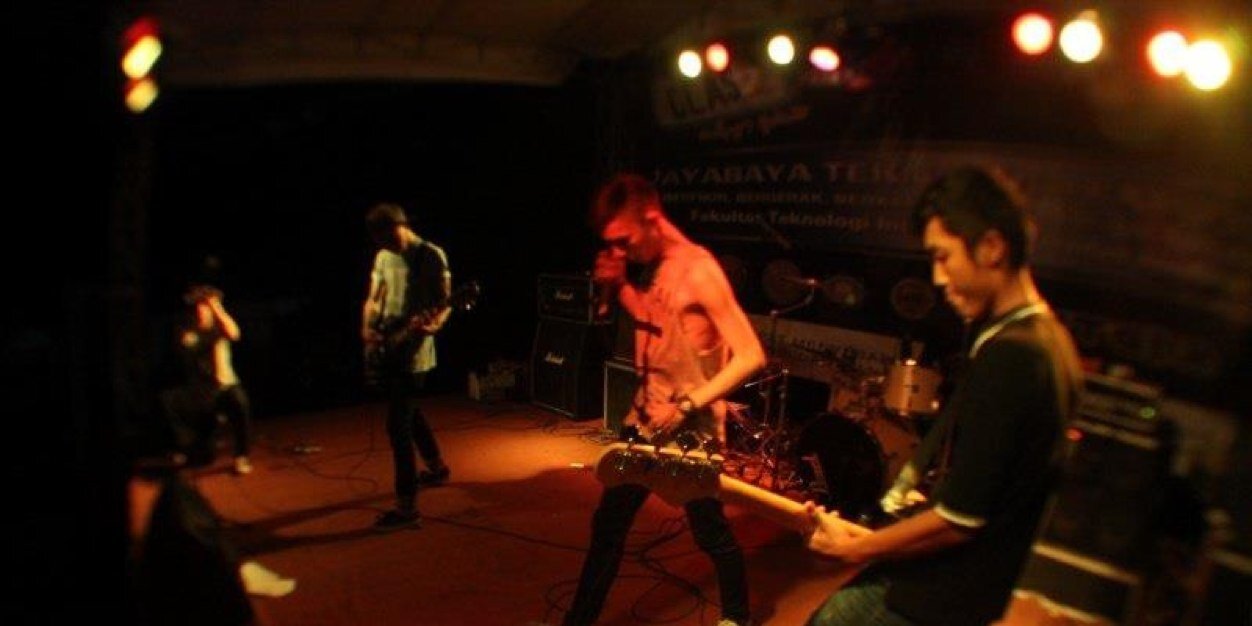 FROM ZERO TO HERO banner