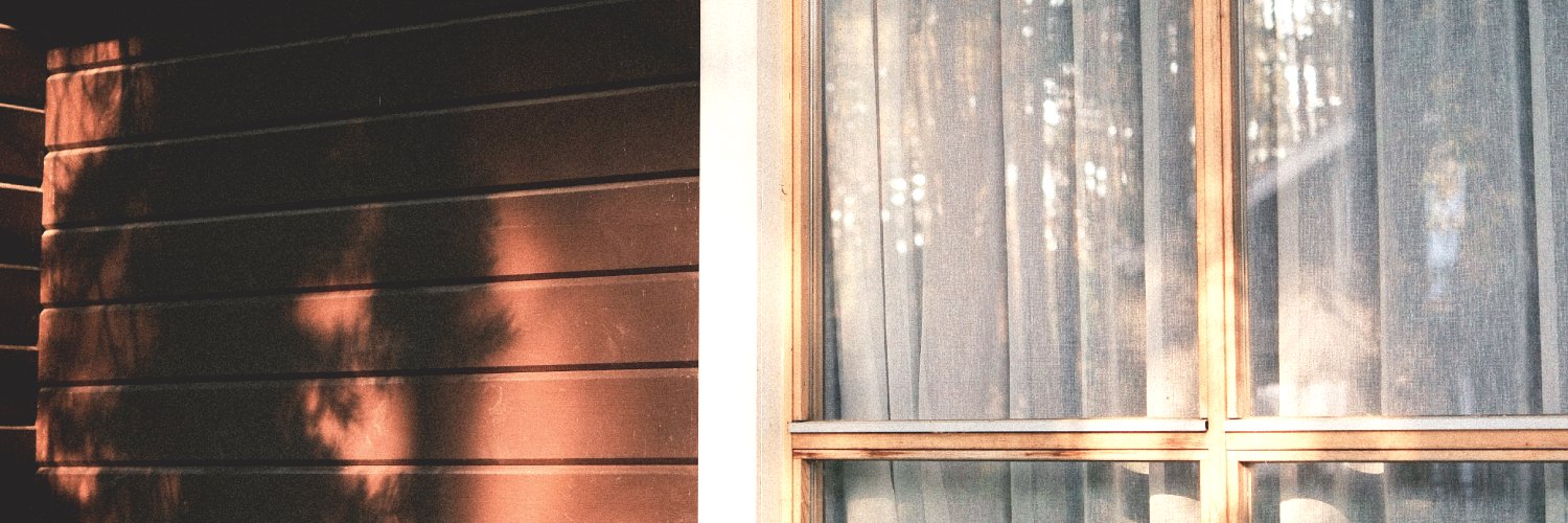 solennse's profile banner image
