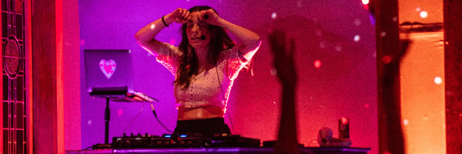 DJAbeille's profile banner image