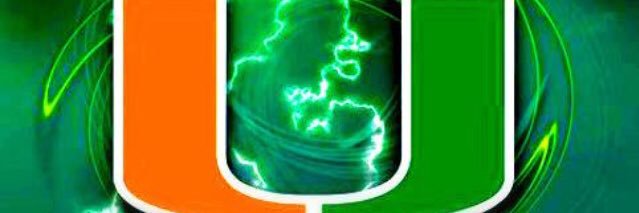 Que-Tee banner