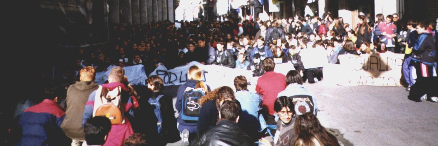 artdeis's profile banner image