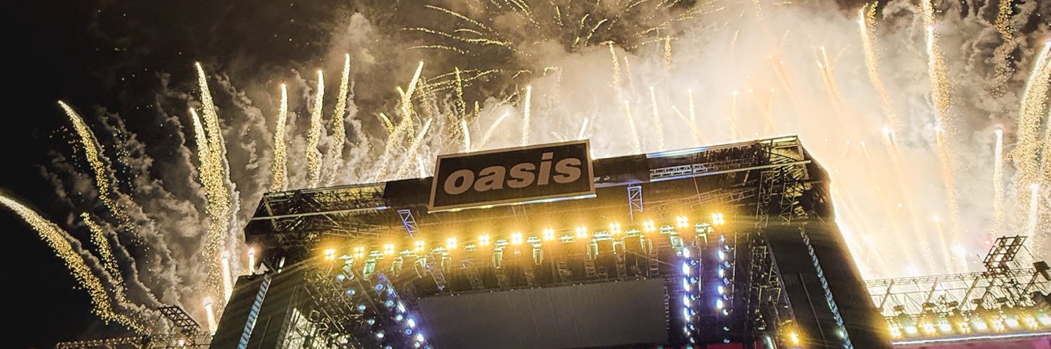 danielazu15's profile banner image