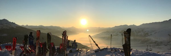 jo_curium Profile Banner