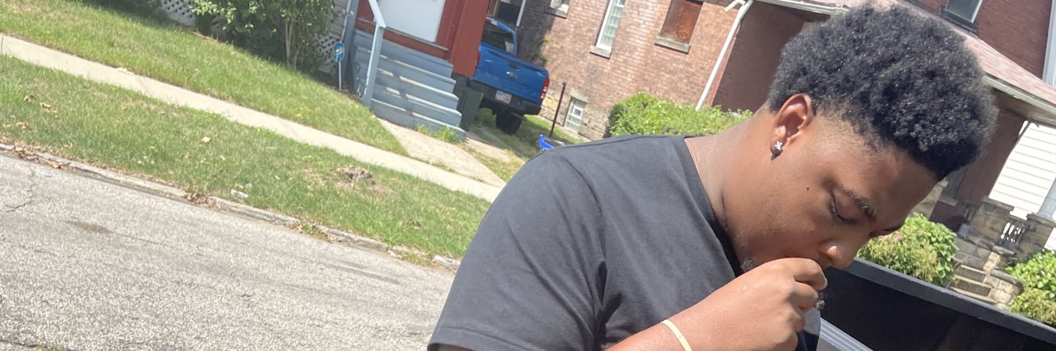 lilq3_'s profile banner image