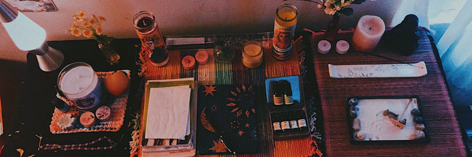 a_wallflower_'s profile banner image