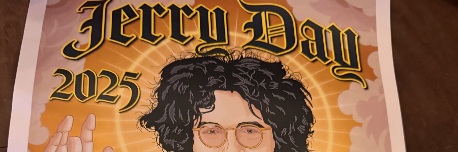 katelintong's profile banner image
