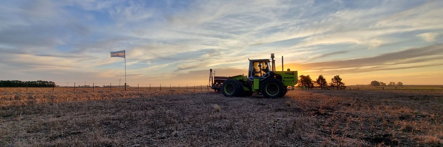 Juanchitractor's profile banner image