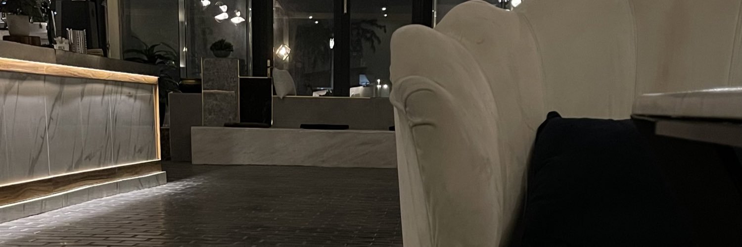l7l888's profile banner image