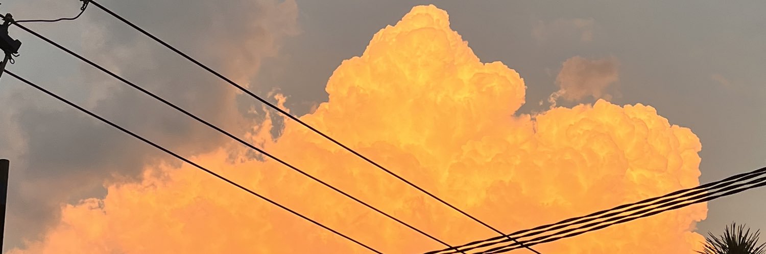 buttercreamltte's profile banner image