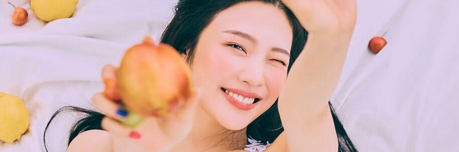 Gayleepot's profile banner image