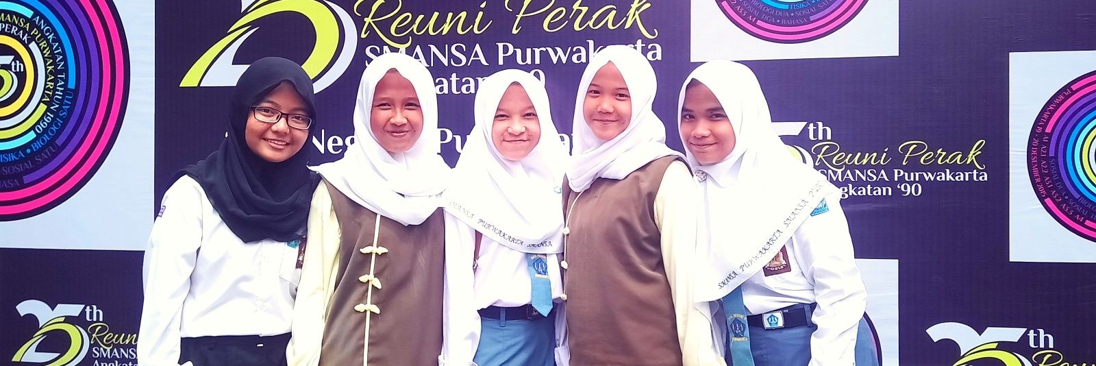 Yuliawati2211's profile banner image