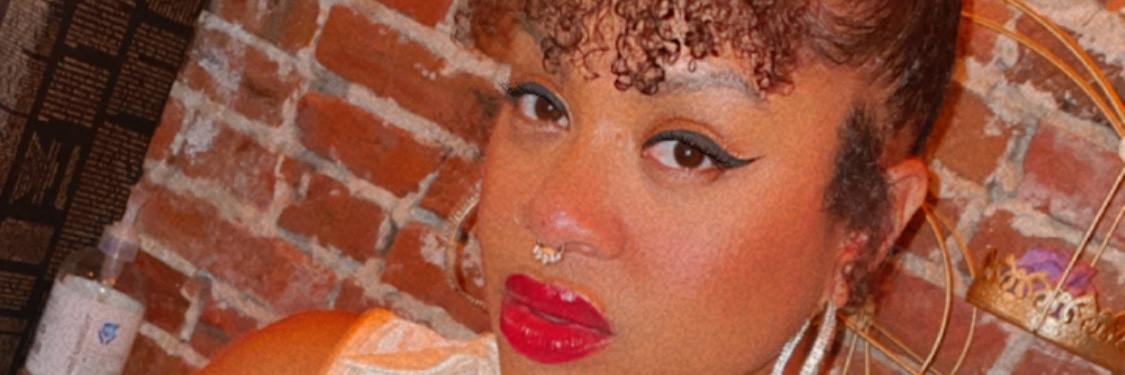 Monstina's profile banner image