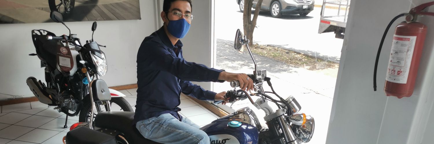 Roberto Vazquez banner