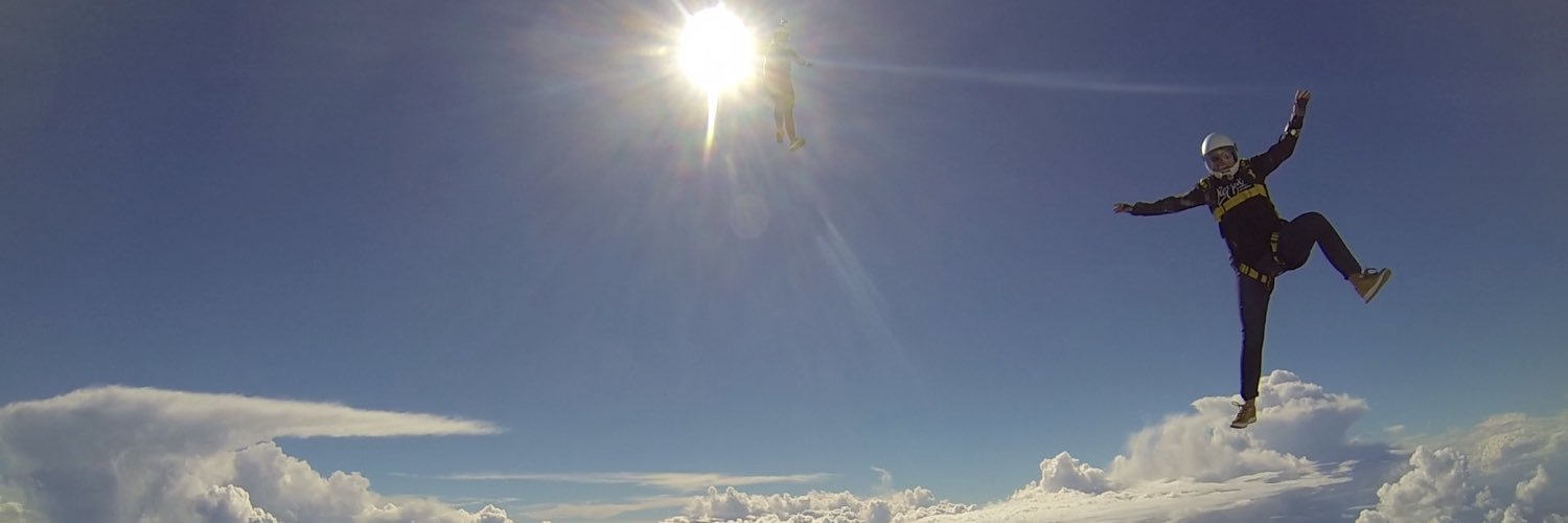 LinziJohnston's profile banner image