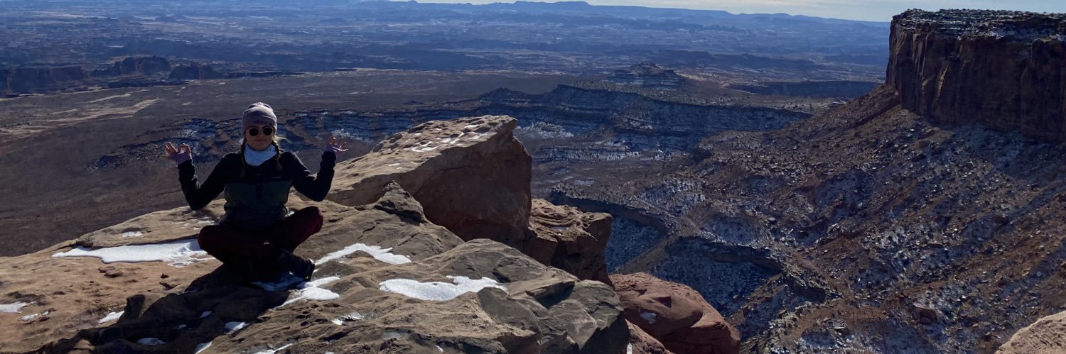 hannahmaj3's profile banner image