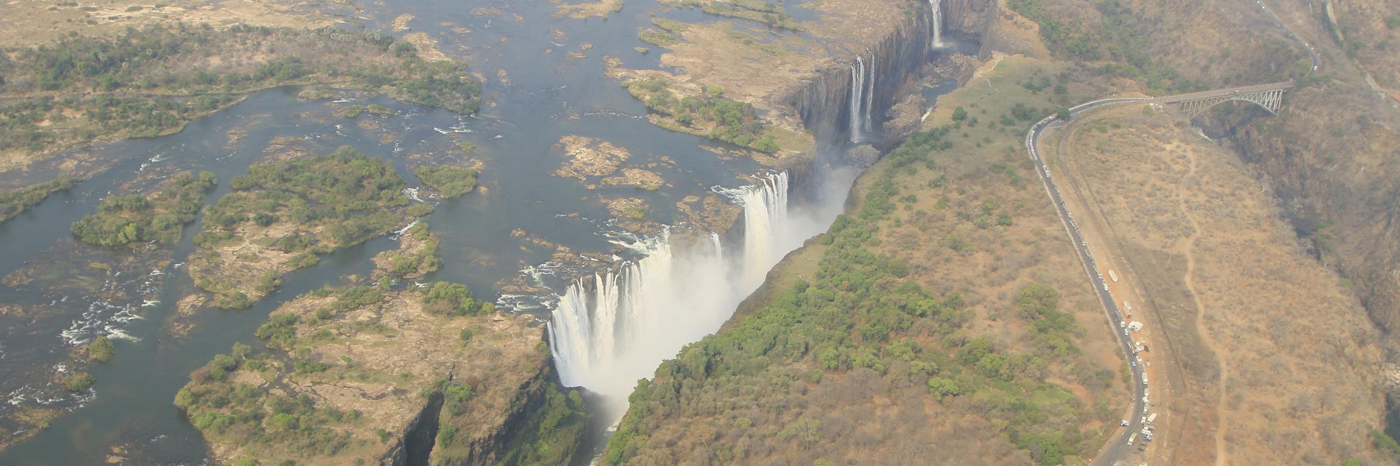 explore_zambia's profile banner image