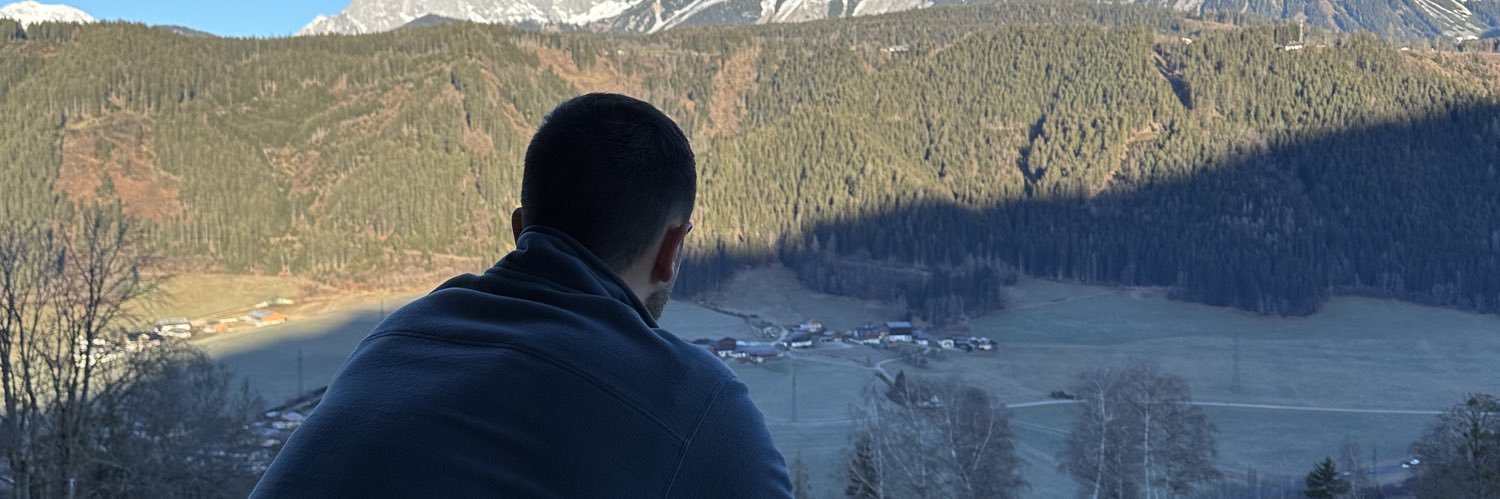 LJPx7's profile banner image