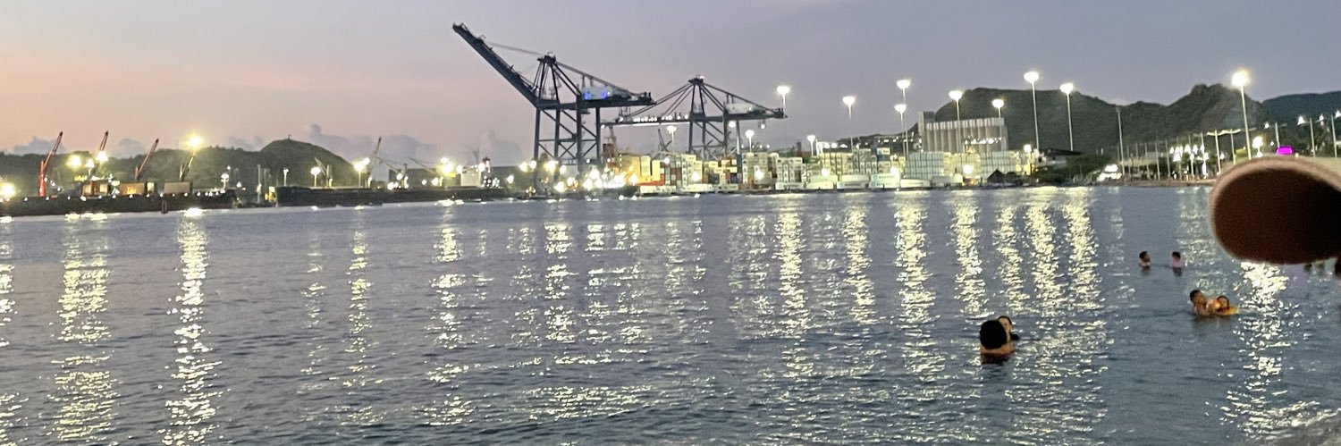SanthiTorres99's profile banner image