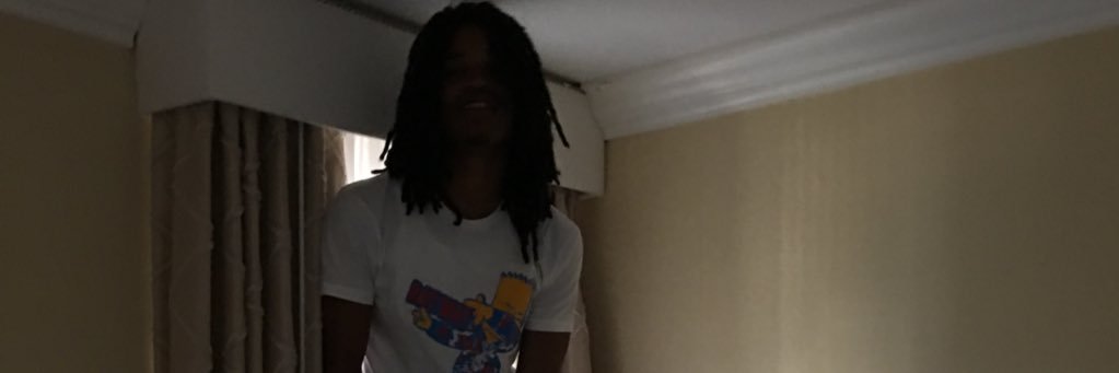 MAKADO😷🤐🦅 banner