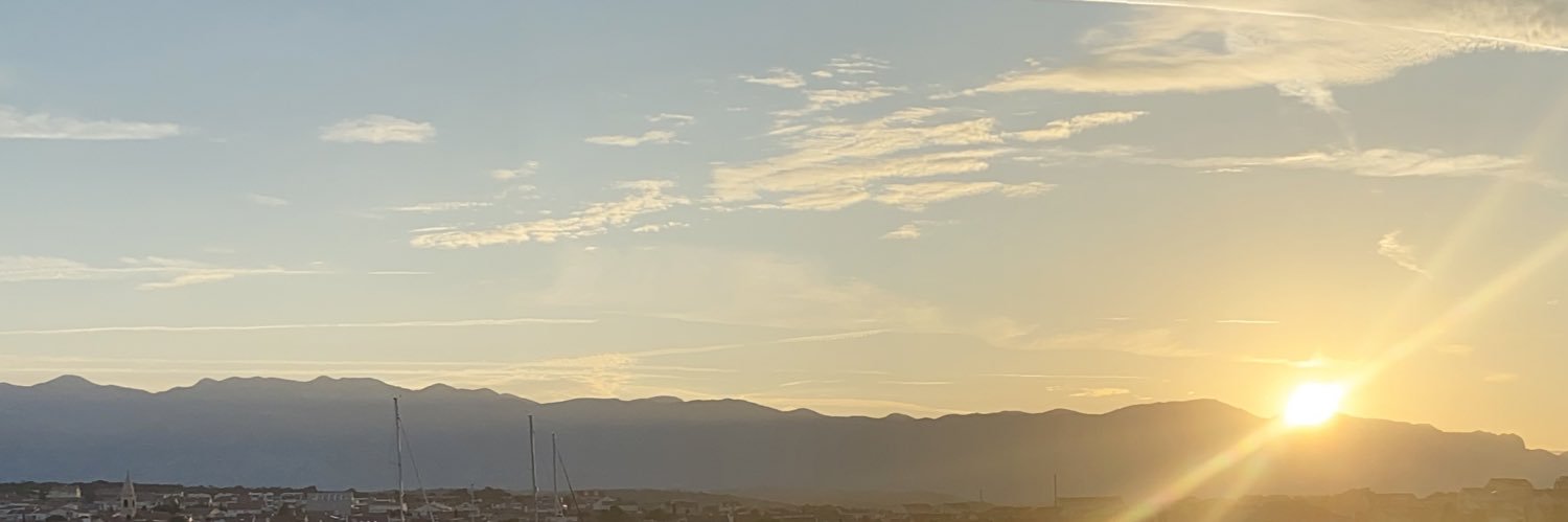 C__losAlvarez's profile banner image