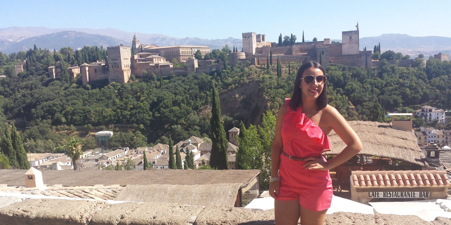 ElisabethdMoya's profile banner image