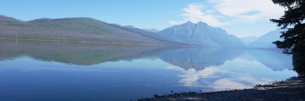 EmilySimo Profile Banner