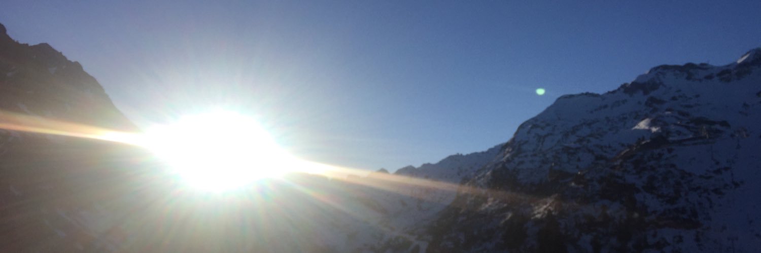 pinart's profile banner image