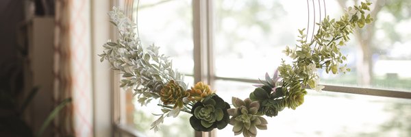 EmilyDWilson Profile Banner