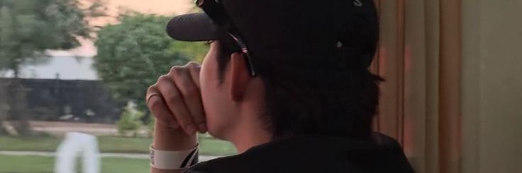 dnllntg's profile banner image