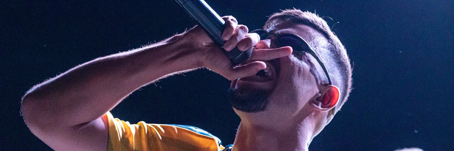 akasouzaa's profile banner image