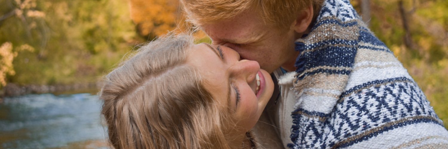 laniellinger00's profile banner image