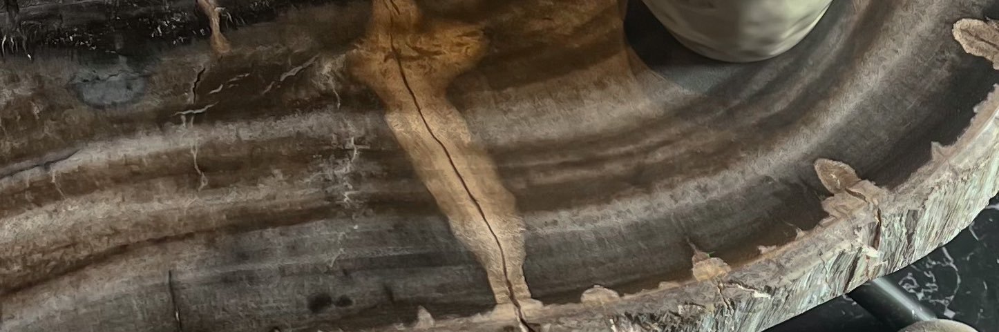 ixaalka's profile banner image