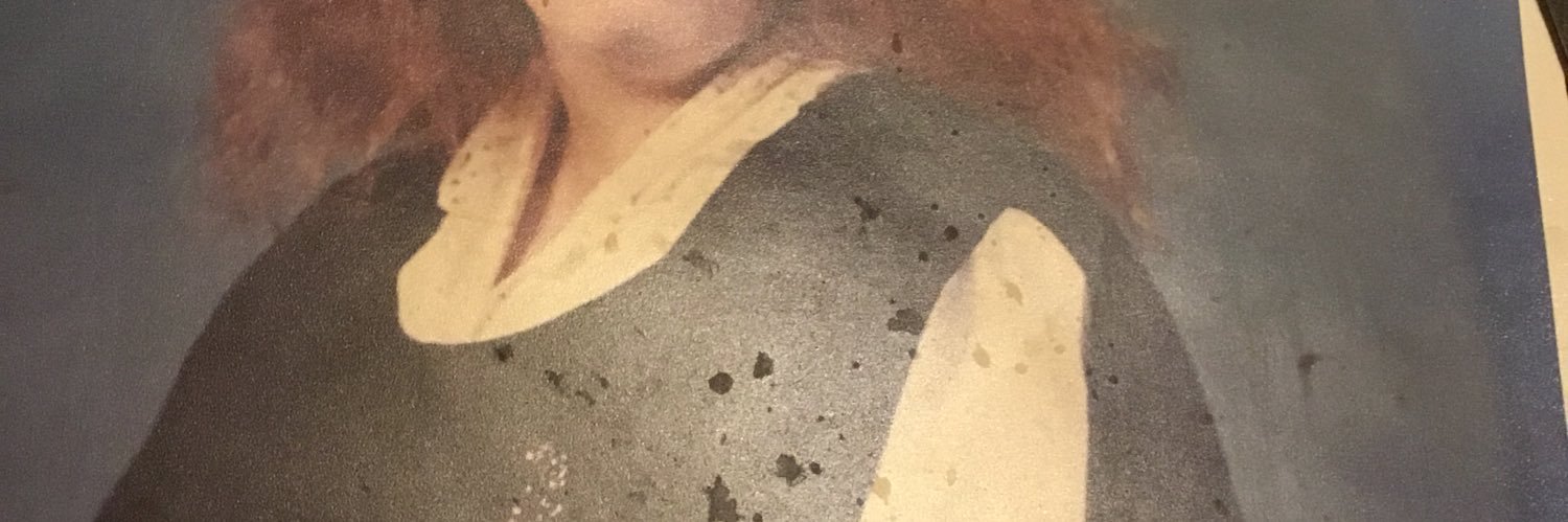 ElizabethHume's profile banner image