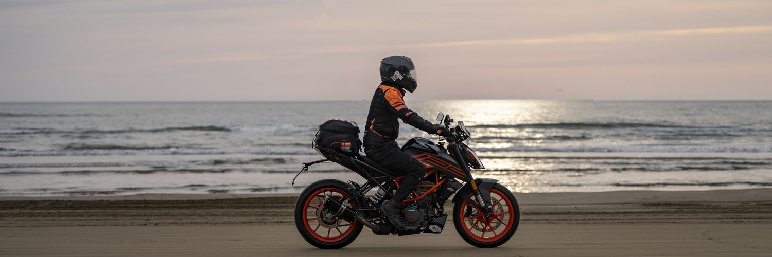 マエダ・マン🏍️💨 banner