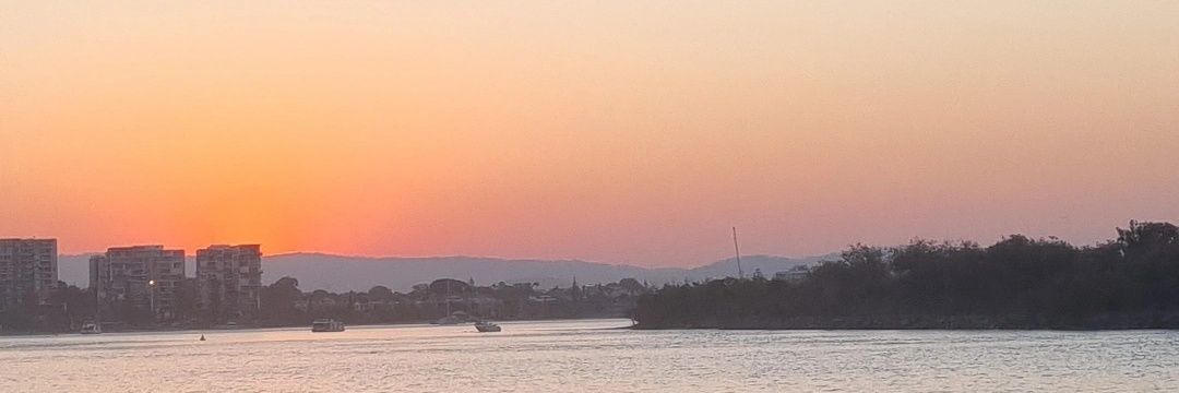 milerisju's profile banner image