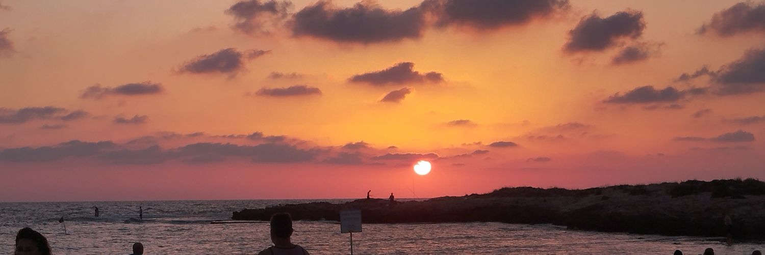 RomReut's profile banner image