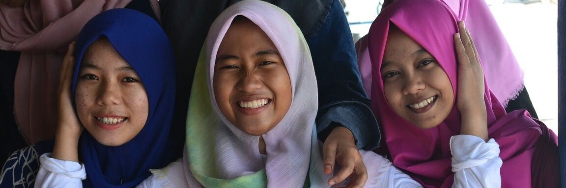 AzizahNur28's profile banner image